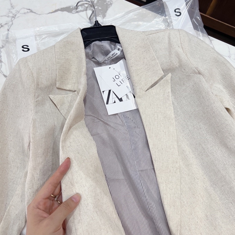 Bán sỉ áo vest màu be