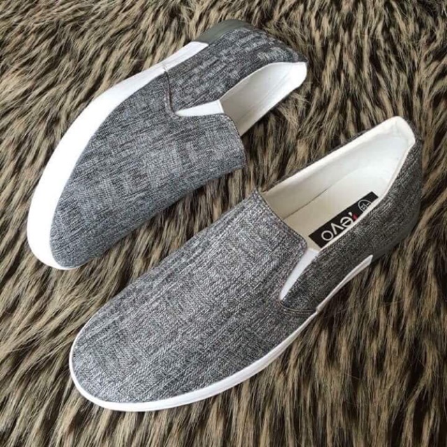 Giày lười vải nam sale mạnh, ib chọn size số