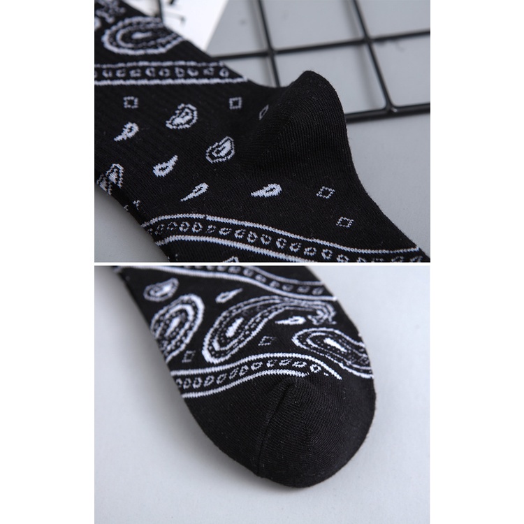 Vớ Thể Thao cotton Cổ Vừa In Họa Tiết Hoa Màu Đen Và Trắng Hợp Thời Trang Cho Nam