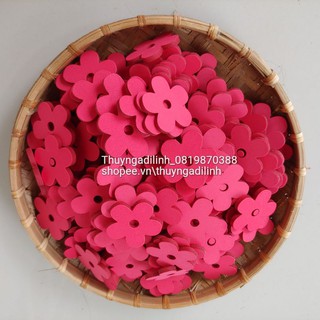 Bịch 100 hoa 5cm mút xốp 5ly có lỗ tròn dùng để xỏ dây