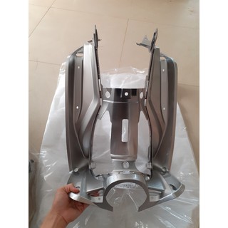 Ốp ổ khóa (Ốp bịt yếm) Exciter 2006 - 2010 bạc