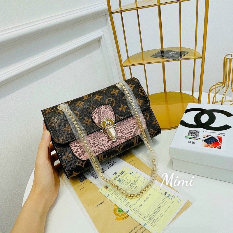 Túi đeo chéo khoá sập eo vì da rắn❣️Freeship❣️