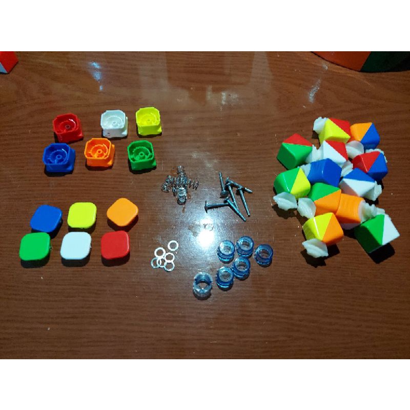 [ Phụ Kiện Rubik ] RS3M 2020 – Cạnh, Góc, Ốc, Center, Lò Xo… Dùng Cho Các Loại Rubik Dạng Ốc