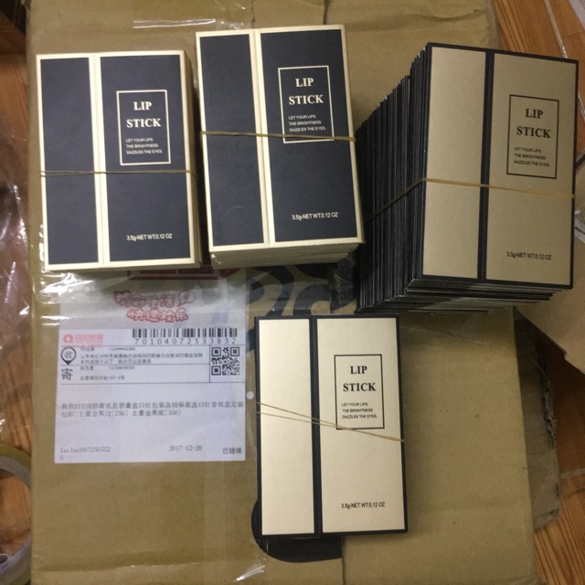 Hộp giấy son sáp