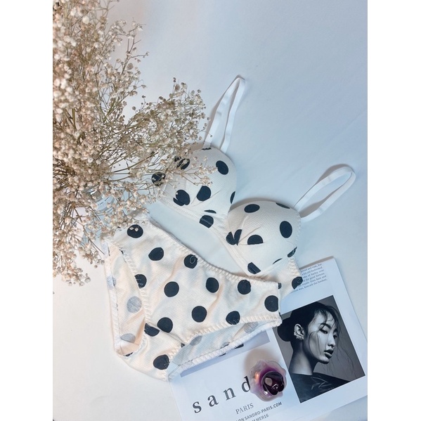 Bộ đồ lót cotton chấm bi to áo bralette