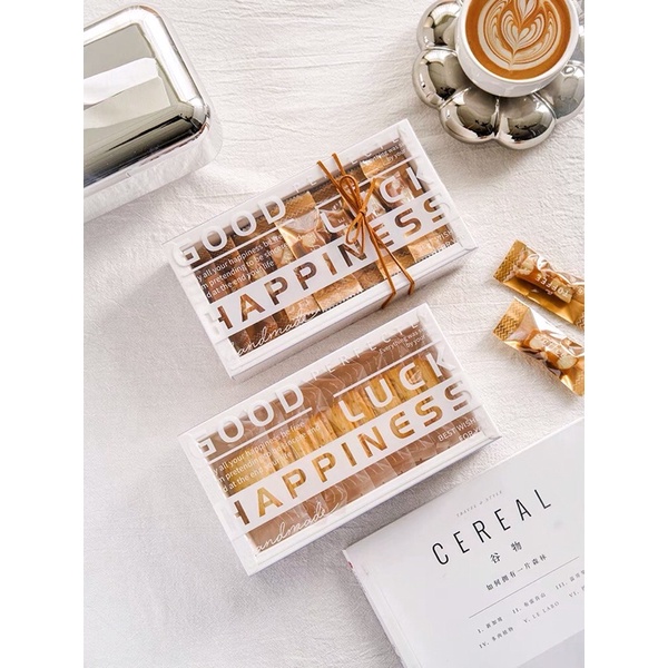 Hộp giấy mica HAPPINESS