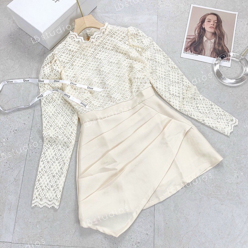 Set váy liền cách điệu kèm hoa