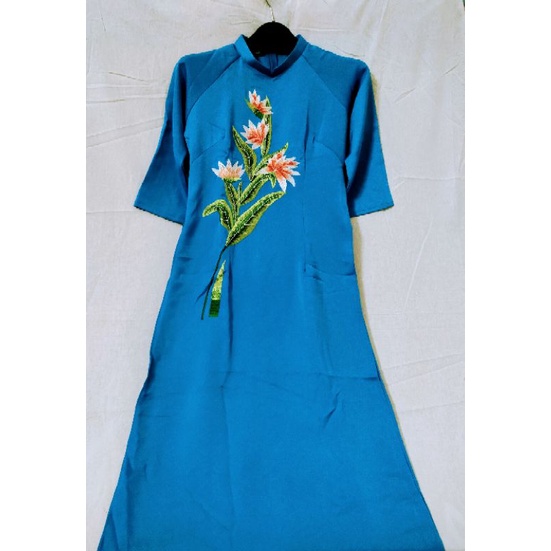 Áo dài lụa tây thi thêu hoa