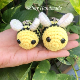 Móc khoá ong handmade bằng len
