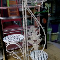 Kệ sắt hoa văn nghệ thuật cực đẹp