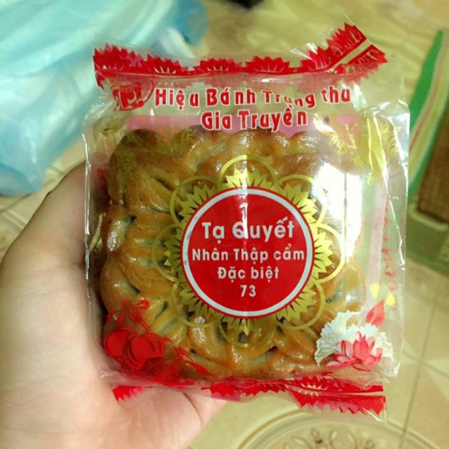 Combo Bánh 10 Chiếc 450K Bánh Trung Thu Gia Truyền Tạ Quyết | Shopee Việt  Nam