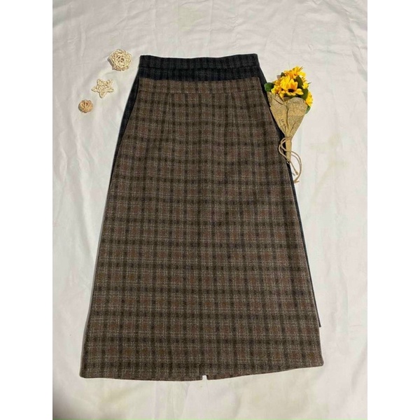 Chân váy dạ kẻ dài phong cách ulzzang | BigBuy360 - bigbuy360.vn