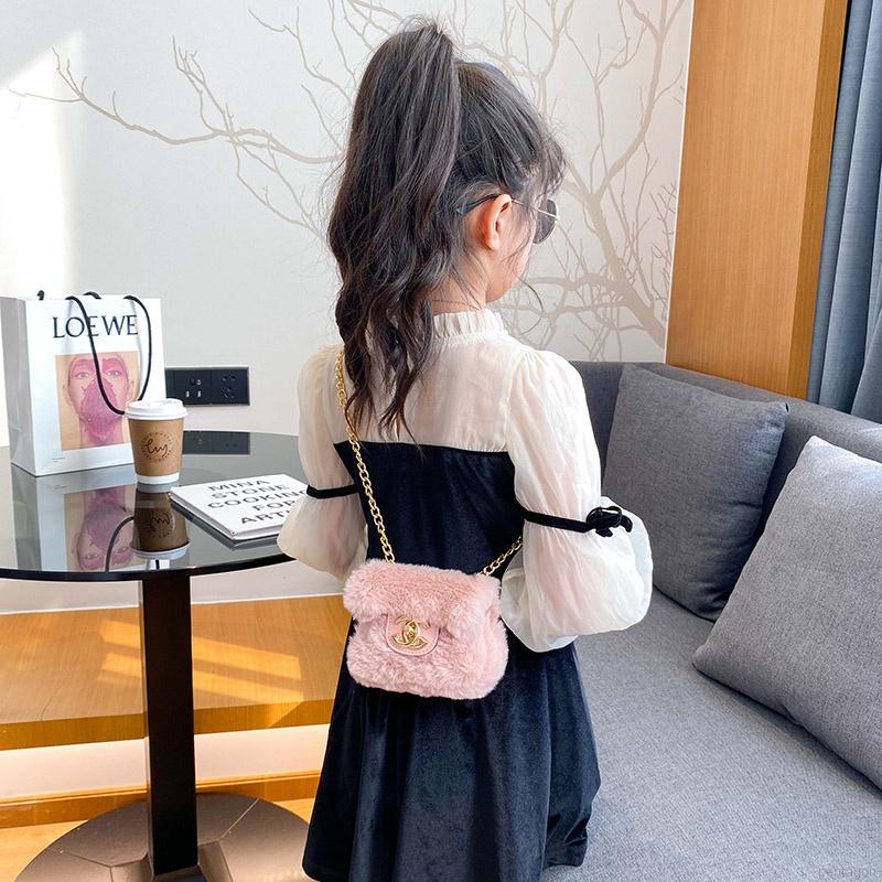 Túi Xách Lông Nhung Đeo Chéo Cho Bé Gái