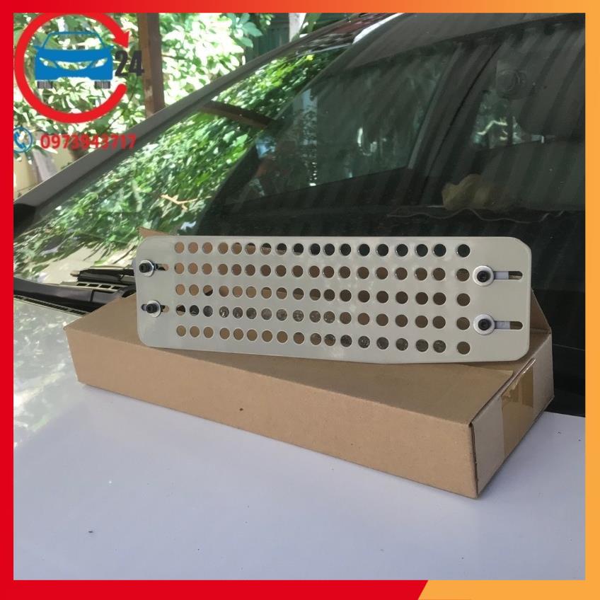 Lưới chống chuột ô tô Mitsubishi Outlander, Tấm chắn chuột khoang lái Outlander bền đẹp chuẩn xe rất cần thiết