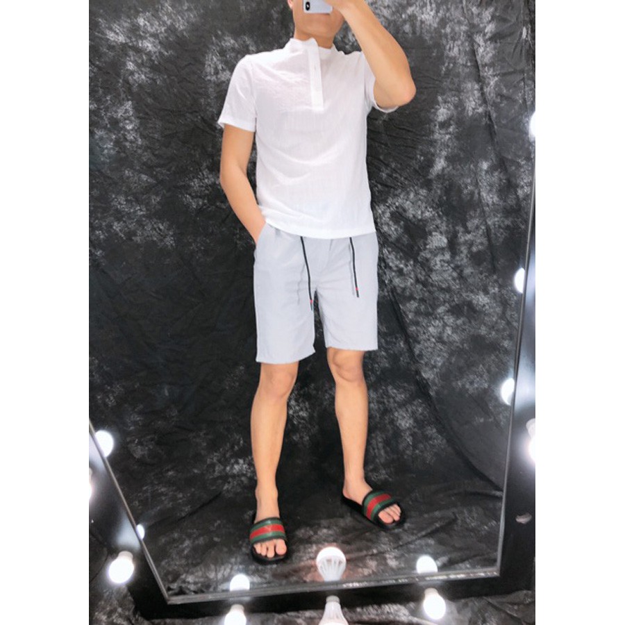 Áo Phông Đũi Nam Đen 2STOREGLE Chất Mịn Mát Vải Đẹp Không Xù Lông Không Bai Gião Dáng Thanh Lịch