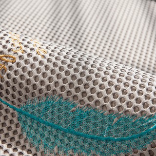 Miếng Lót Ghế Sofa Thêu Lông Vũ