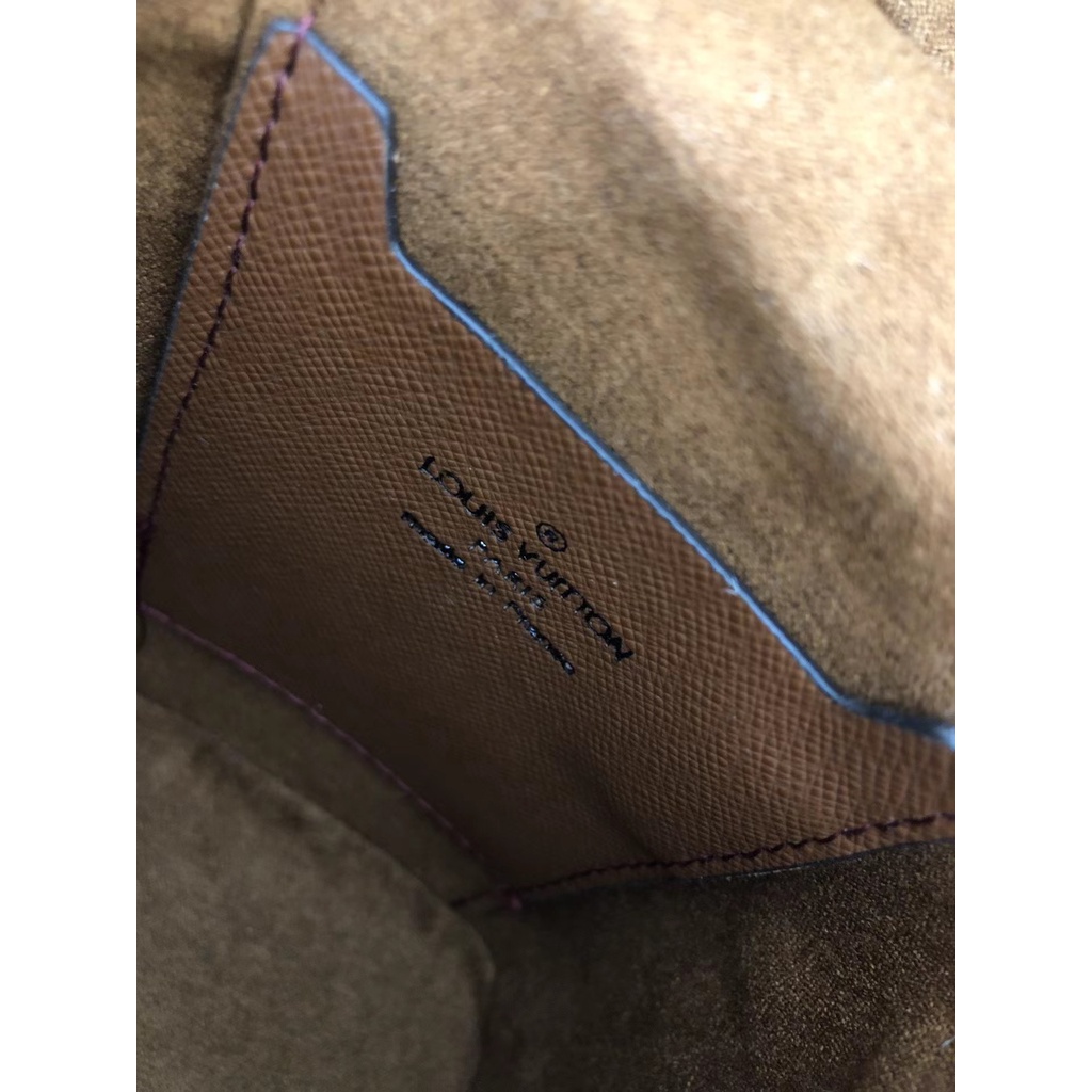 Sẵn sàng giao hàng Louis Vuitton LV nữ mới hoa cũ màu vàng túi dây xích mini có hộpM61112