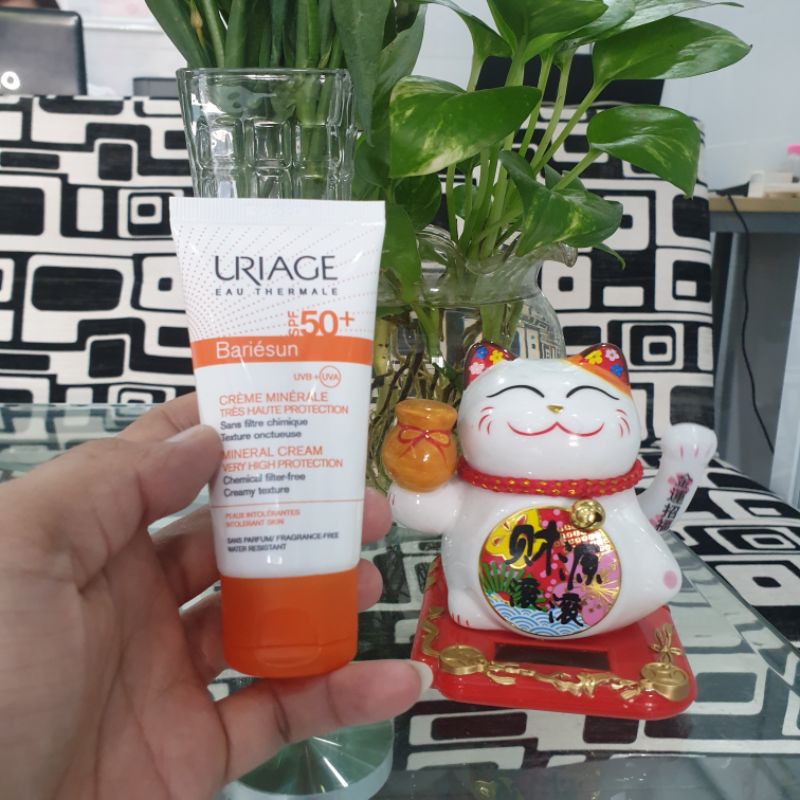 [Quà tặng] Kem chống nắng bảo vệ da tối đa Uriage Bariésun SPF 50+ Crème Minérale 50ml