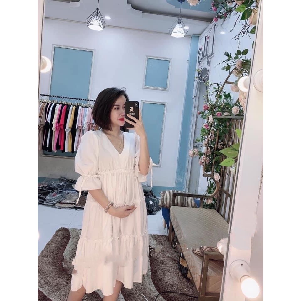 Váy bầu trắng dáng babydoll xếp bèo tầng- Đầm bầu tay cách điệu sang chảnh mặc đi làm đi chơi đều đẹp V272