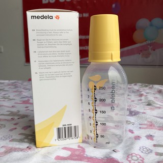 Bình sữa Medela cho trẻ sơ sinh (hàng chính hãng)