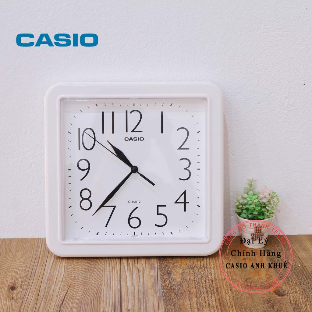 Đồng hồ treo tường Casio IQ-02S-7DF trắng