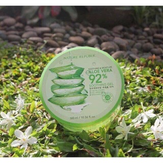 GEL DƯỠNG NATURE REPUBLIC ALOE VERA 92% 300ML