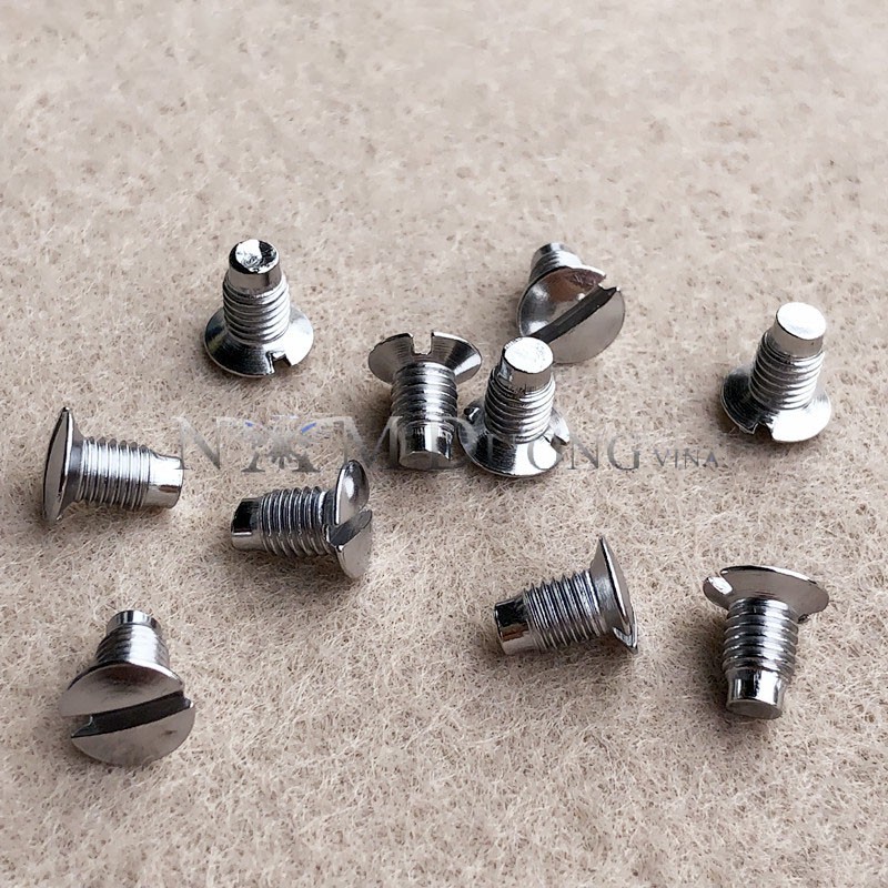 5 Ốc gắn mặt nguyệt &gt; Máy may công nghiệp &gt; Máy may vắt sổ [ phụ liệu may mặc ] 5 con