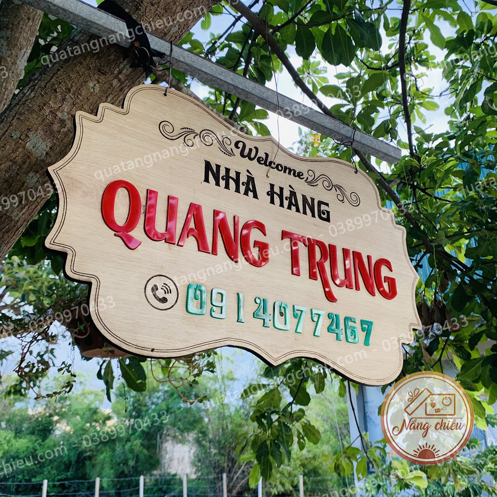 Bảng treo nhà hàng_ Bảng decor shop khắc tia lazer_ Bảng treo trước shop làm bằng gỗ tự nhiên
