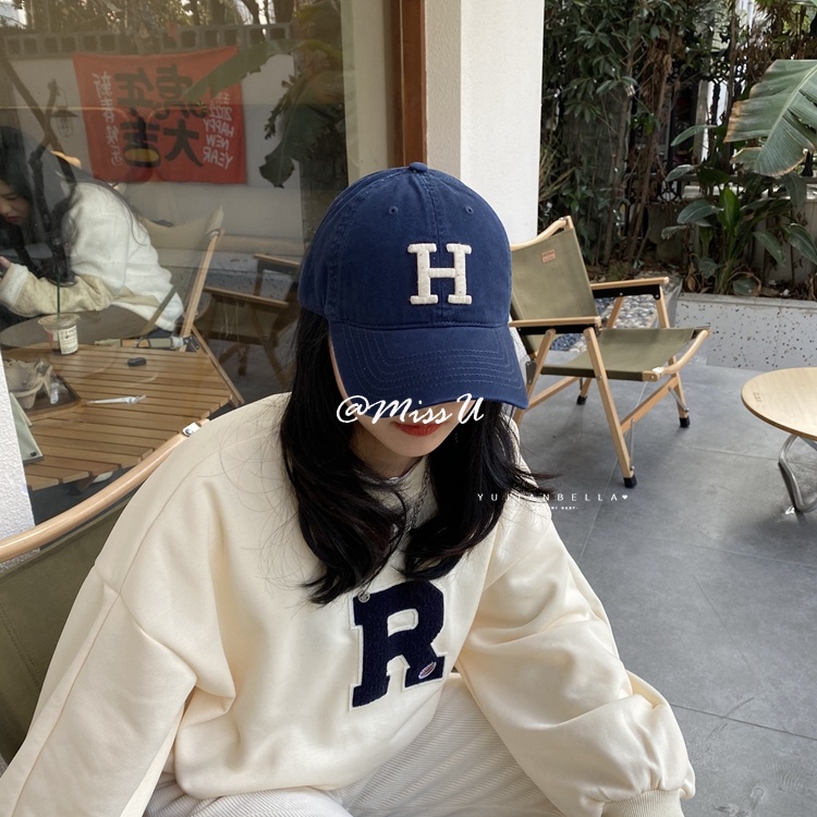 Mũ lưỡi trai thêu chữ H thời trang năng động