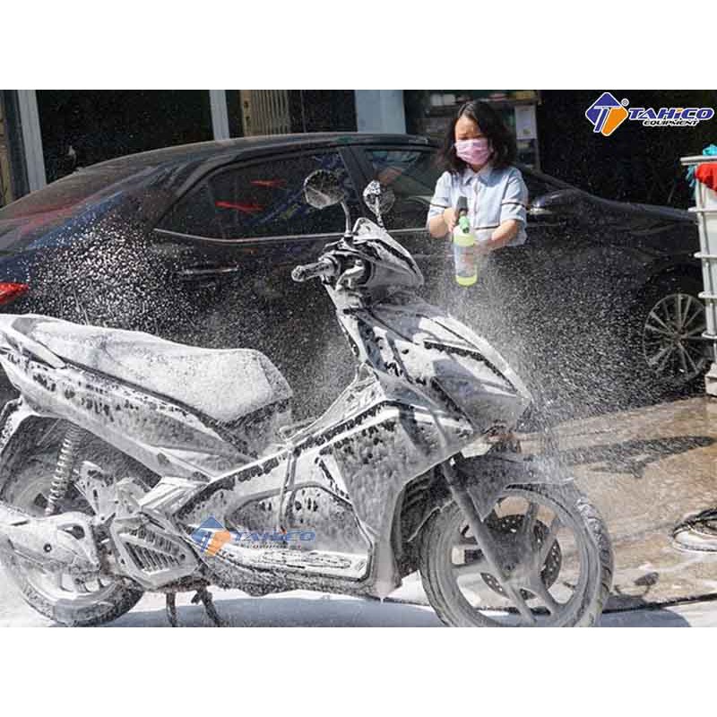 Dung dịch rửa xe không chạm Ventek VET75 1 lít