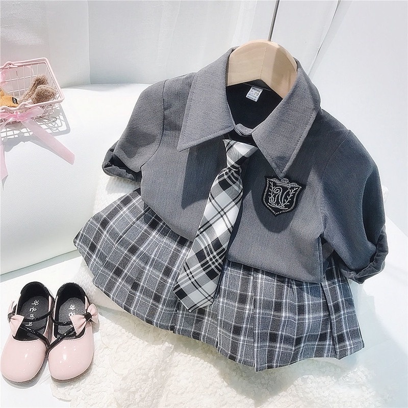 Đầm công chúa thiết kế xinh xắn cho bé gái