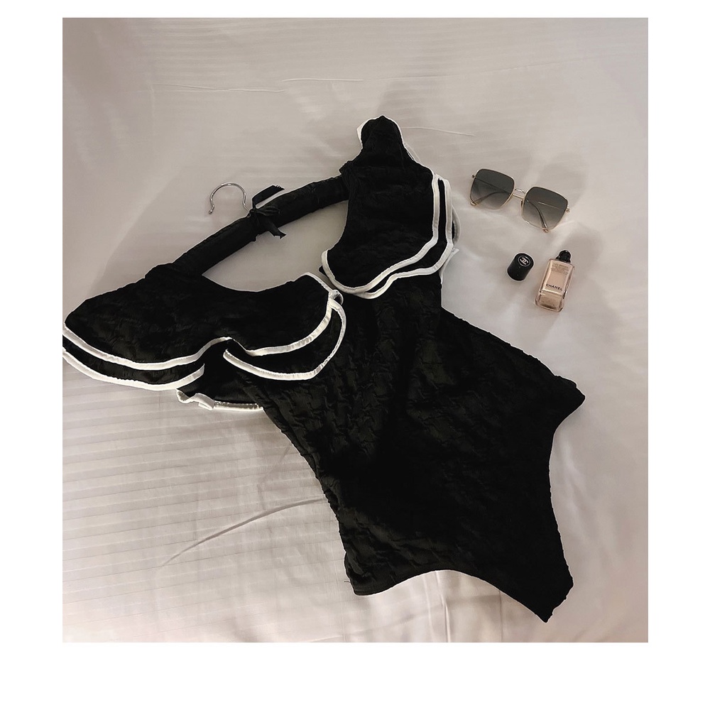 Đồ bơi một mảnh DUNEA DUNEA818 cổ chữ V phối bèo nhún thời trang cho nữ