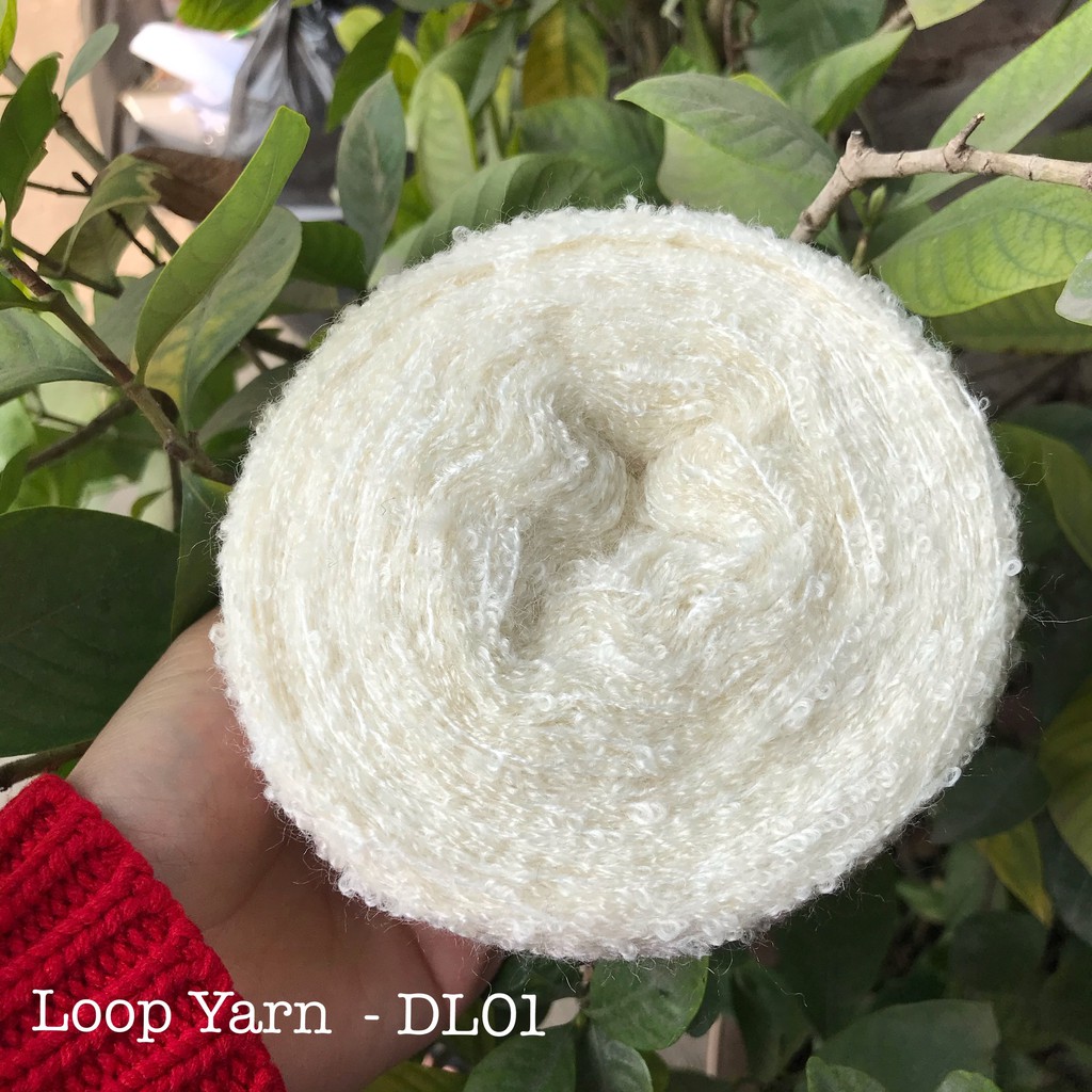 LOOP YARN Len xù vòng kiểu mới , dùng đan móc áo , mũ , khăn , thảm đệm.