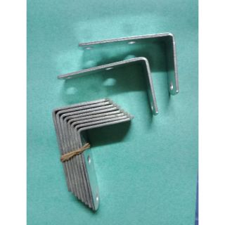 Ke góc vuông 3 lỗ bắt vic