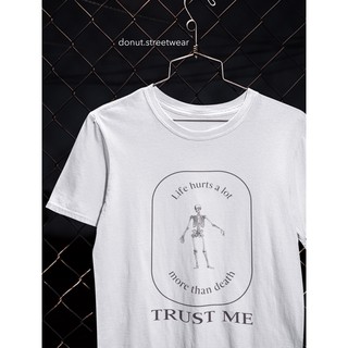 Áo thun unisex trust me