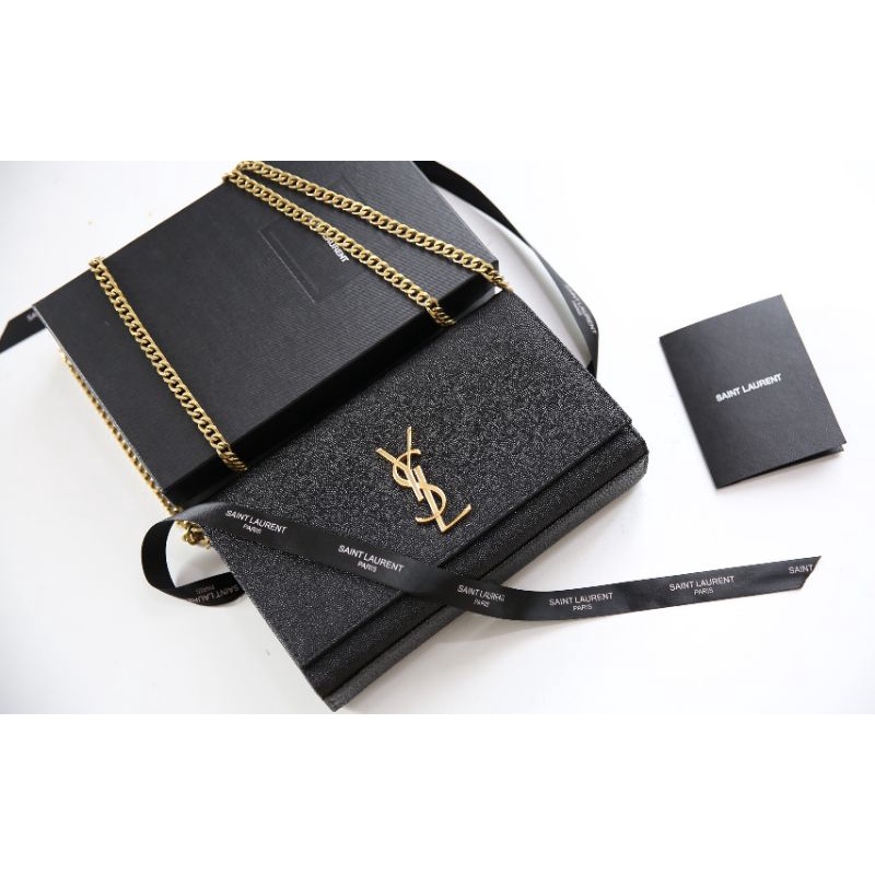 Túi đeo chéo nữ da cá đuối sz25cm -3 màu(đen,vàng,bạc)fulbox