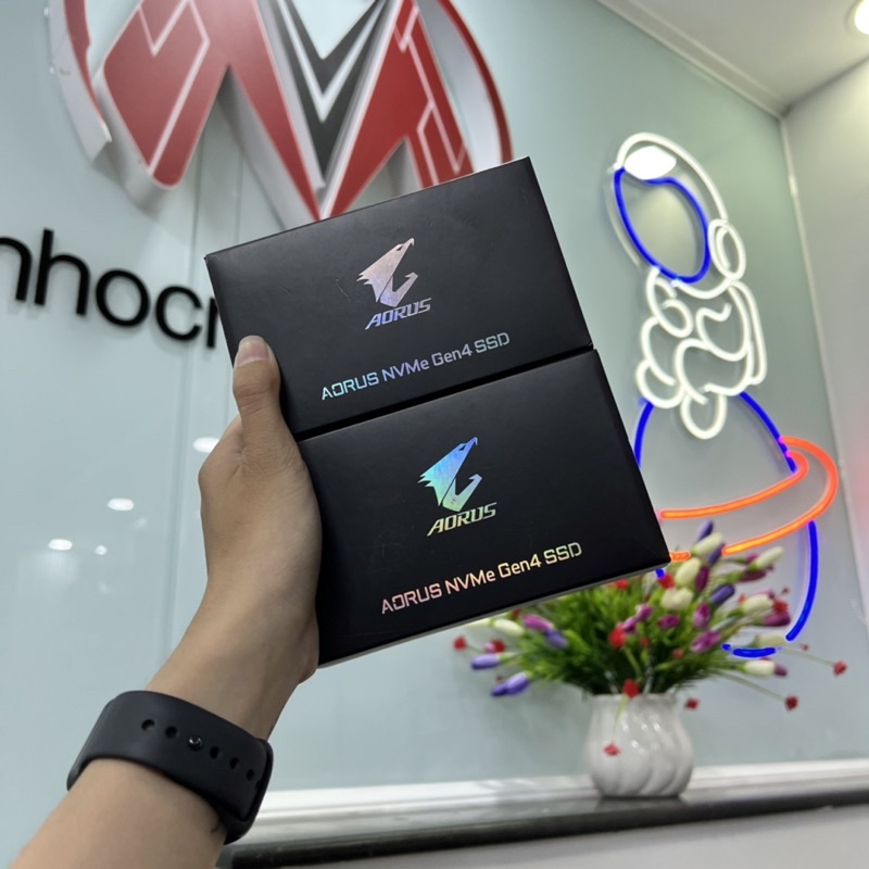 [Mã TINH20KSP giảm ngay 20k] Ổ cứng SSD Gigabyte Aorus 2TB PCIe Gen4 NVMe M.2 | BigBuy360 - bigbuy360.vn
