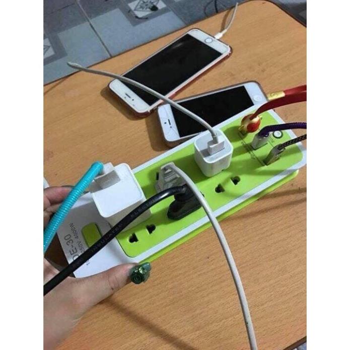 Ổ điện đa năng thông minh chống giật an toàn 9 ổ kèm 3 cổng sạc usb tiện dụng màu xanh ( tuyển khách sỉ)