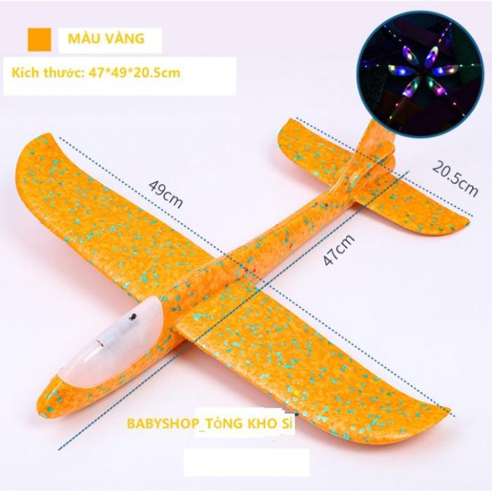 Máy Bay Xốp Siêu Lượn Megagift Cỡ To (48 x 49 cm)Máy Bay Xốp Ném Tay Màu đỏ có đèn led phát sáng