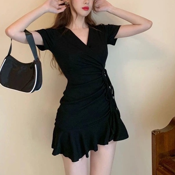 Đầm Đuôi Cá Nhỏ Cổ Chữ V Tay Ngắn Mùa Hè Có Dây Rút Phong Cách Mới Cho Nữ