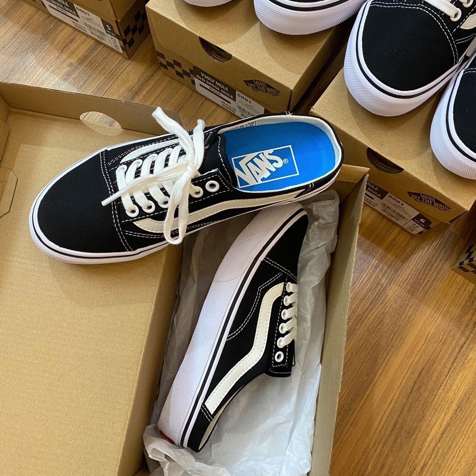 Giày Sneaker Đạp Gót  Nam Nữ Vans Comfort Old Skool Mule Black/White