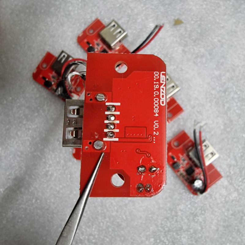 mạch sạc mini năng lượng mặt trời 8-16v ra 5v