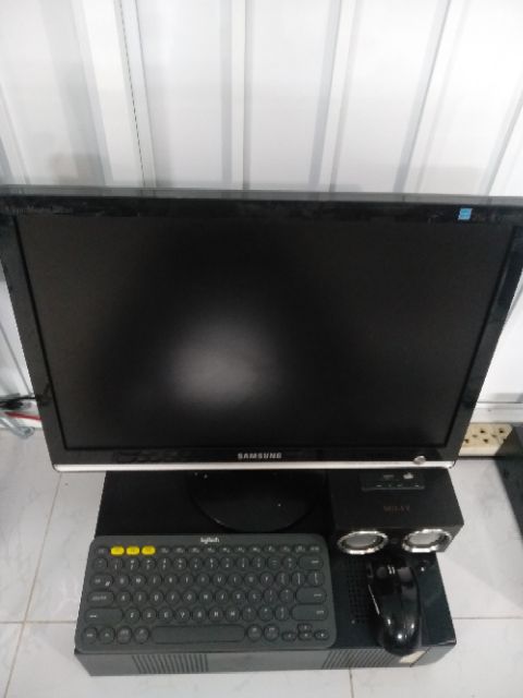 Nguyên Dàn Máy Vi Tính Cấu Hình Khũng Long Chạy CPU i3 Ram 6GB HDD 500GB Car Màn Hình 2GB + Màn Hình LCD Sam Sung 20in. | BigBuy360 - bigbuy360.vn