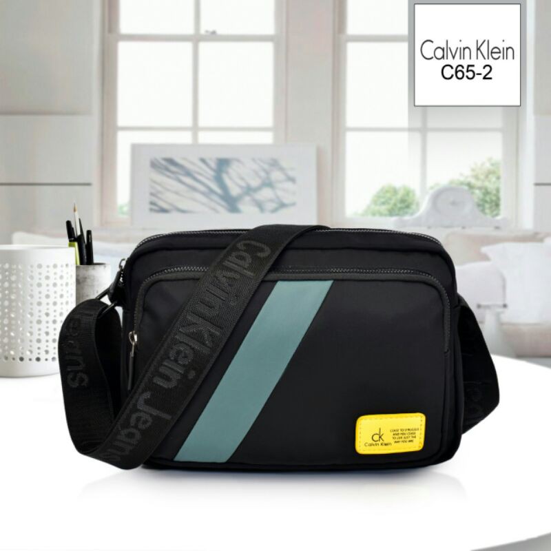 Calvin Klein Túi Đeo Chéo Chất Liệu Jean C65-2
