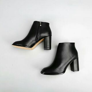 Boot da đen