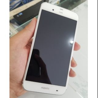 Điện thoại SHARP AQUOS XX3 506SH