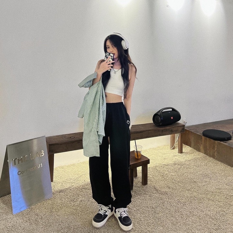 Quần dài Jogger REGODS ống rộng Unisex ( SWEATPANTS SS2)