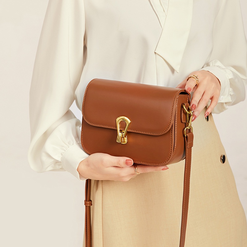 Túi Đeo Vai Hình Vuông Cỡ Nhỏ Có Khóa Gài Họa Tiết Giọt Nước Cổ Điển Thời Trang Cho Nữ