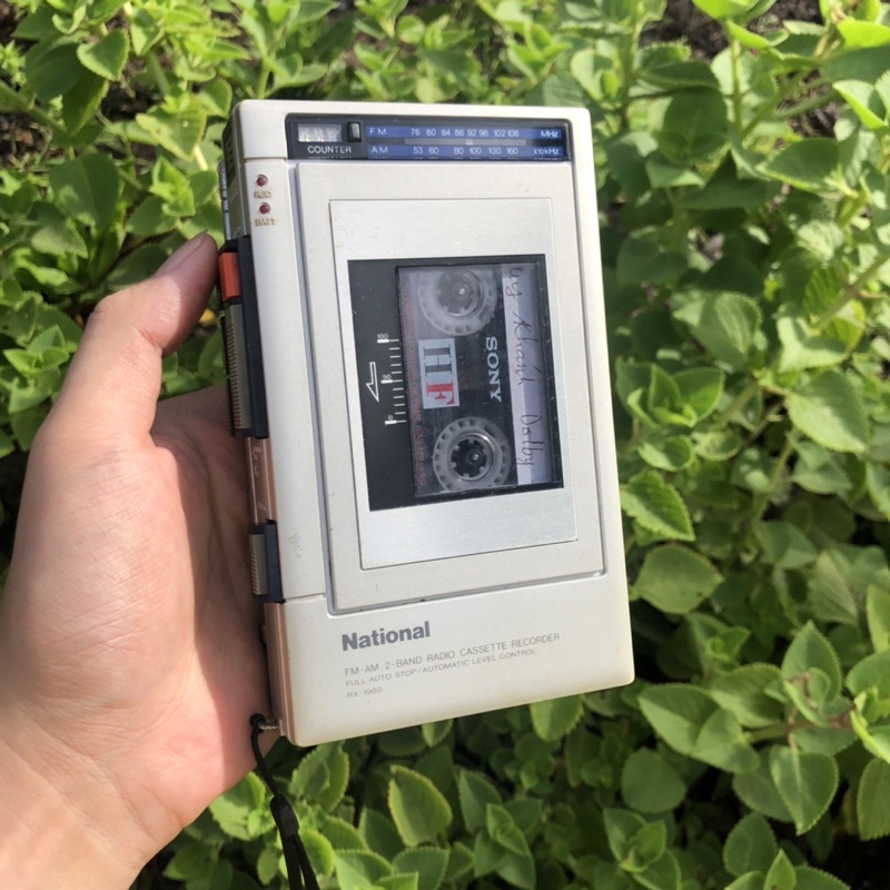 Máy nghe nhạc băng cassette