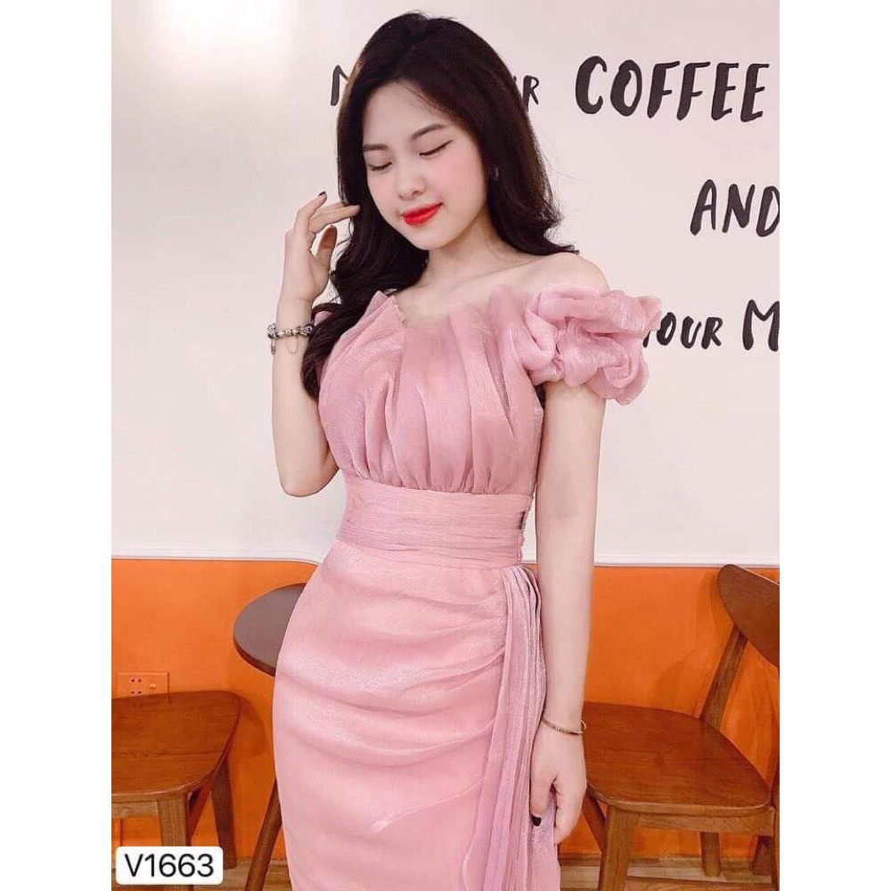 Đầm body dự tiệc 👗 Đẹp DVC 💕 Váy body dự tiệc màu hồng trễ vai V1663 | BigBuy360 - bigbuy360.vn